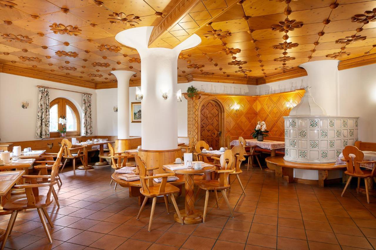 Natale Hotel