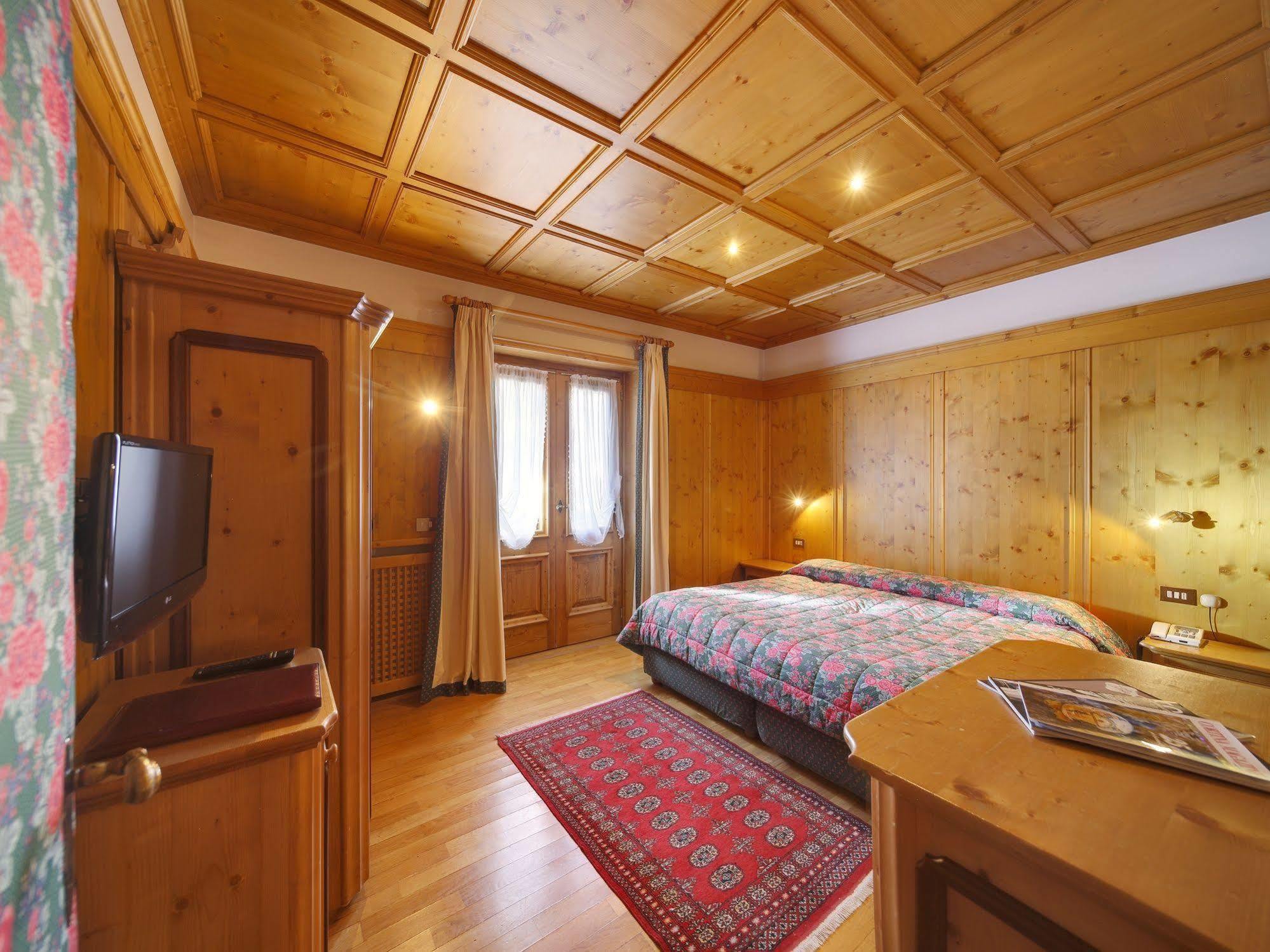 Natale Hotel 3*
